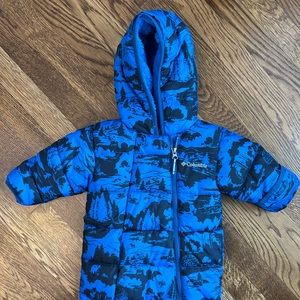 Columbia 3-6 month Bunting. Excellent condition